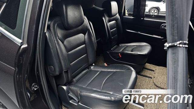 KG Mobility KORANDO 2018 — photo 11