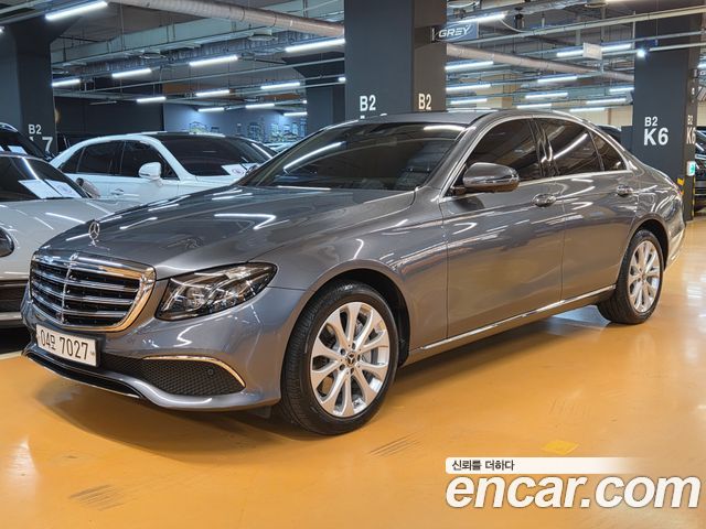 Mercedes-Benz E-Class 2018 — photo 2
