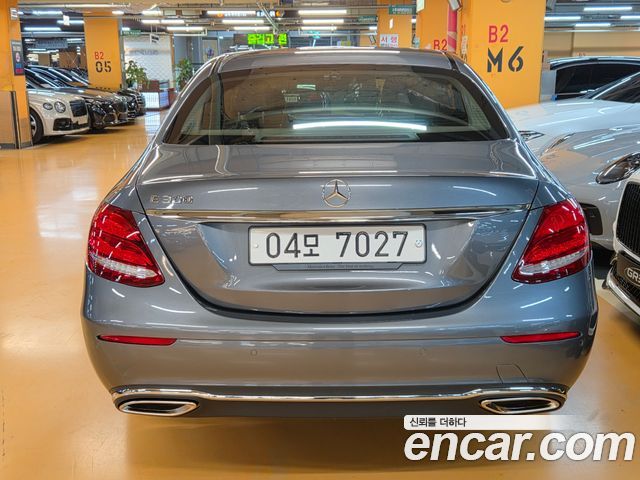 Mercedes-Benz E-Class 2018 — photo 3