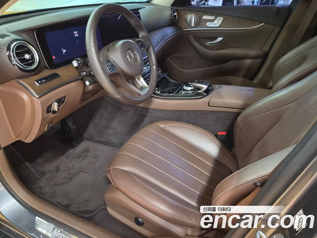 Mercedes-Benz E-Class 2018 — photo 5