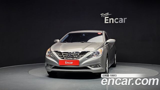 Hyundai Sonata 2010 — photo 3