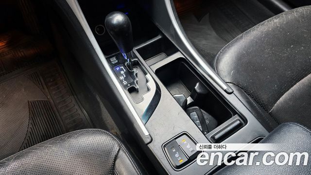 Hyundai Sonata 2010 — photo 9