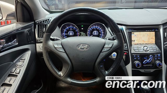 Hyundai Sonata 2010 — photo 13