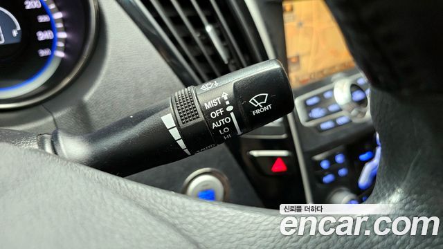 Hyundai Sonata 2010 — photo 19