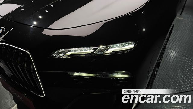 BMW 7-Series 2024 — photo 8