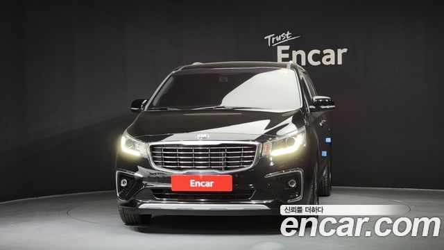 Kia Canival 2020 — photo 3