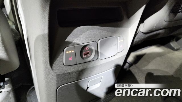 Kia Canival 2020 — photo 25