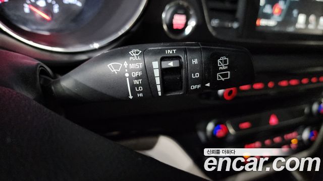 Kia Canival 2020 — photo 28