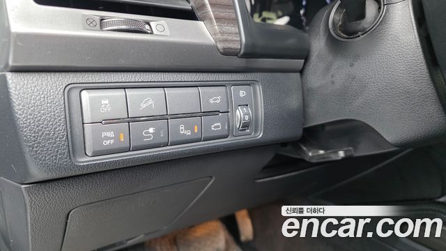 KG Mobility Rexton 2019 — photo 30