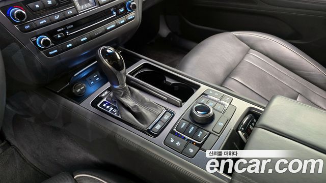 Hyundai Genesis 2016 — photo 12