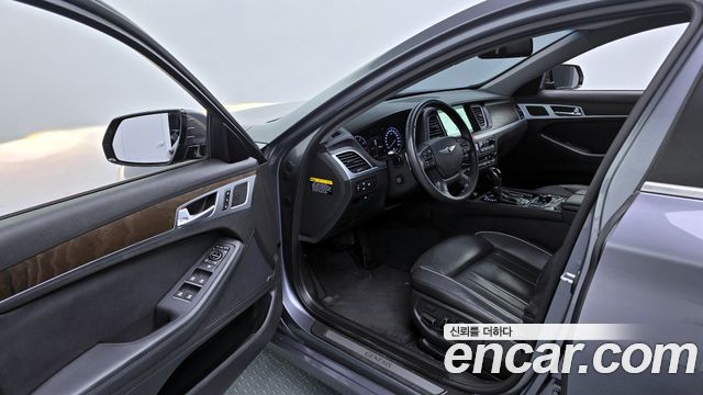 Hyundai Genesis 2016 — photo 13