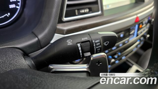 Hyundai Genesis 2016 — photo 22