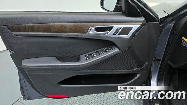 Hyundai Genesis 2016 — photo 14