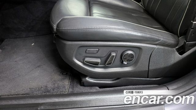 Hyundai Genesis 2016 — photo 32