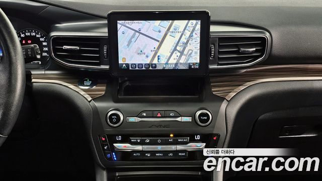 Ford Explorer 2020 — photo 15