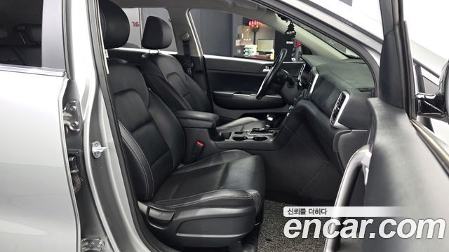Kia Sportage 2019 — photo 17