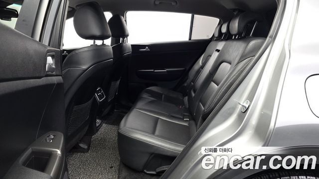 Kia Sportage 2019 — photo 18