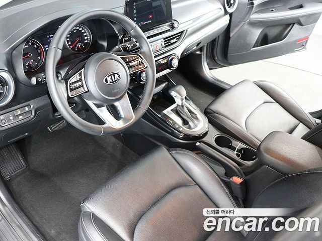 Kia K3 2021 — photo 17