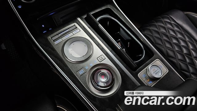 Genesis GV80 2022 — photo 9