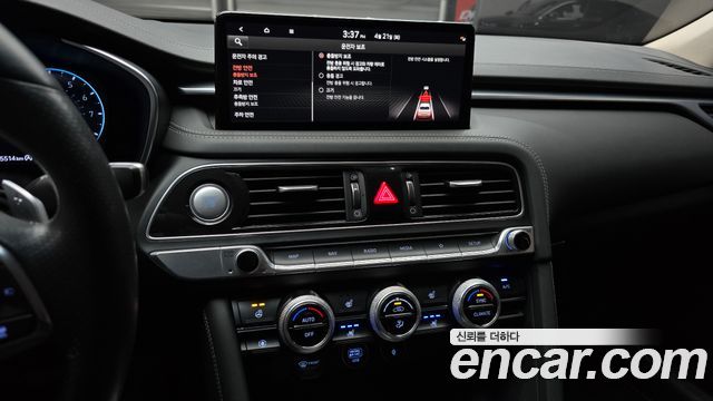 Genesis G70 2021 — photo 21