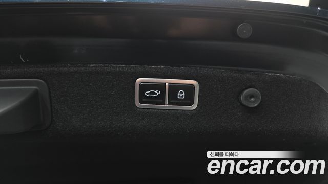 Genesis G70 2021 — photo 26