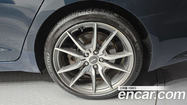Genesis G70 2021 — photo 7