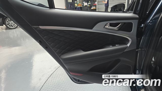 Genesis G70 2021 — photo 15