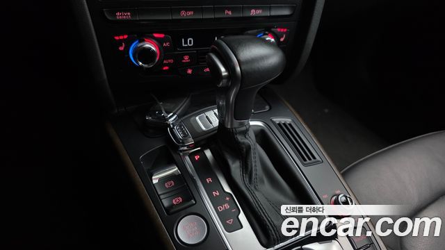 Audi A4 2016 — photo 9