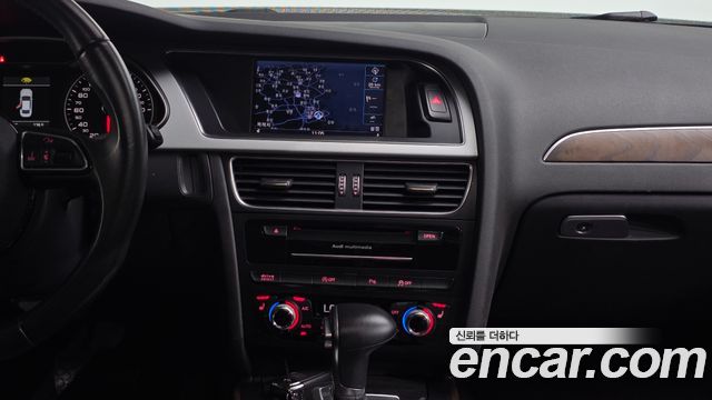 Audi A4 2016 — photo 12
