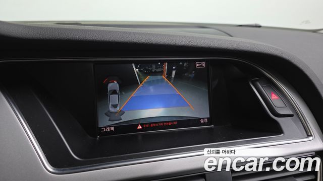 Audi A4 2016 — photo 14