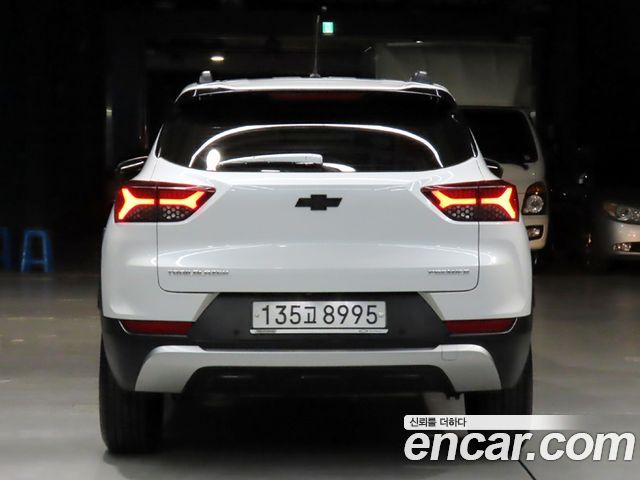 Chevrolet Korea Trailblazer 2021 — photo 3