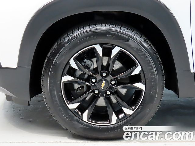 Chevrolet Korea Trailblazer 2021 — photo 20