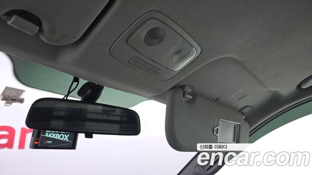 Hyundai Starex 2015 — photo 16