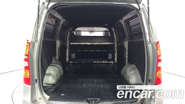 Hyundai Starex 2015 — photo 20