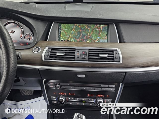 BMW Gran Turismo 2011 — photo 14