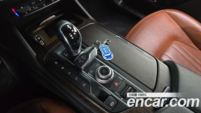 Maserati Levante 2017 — photo 9