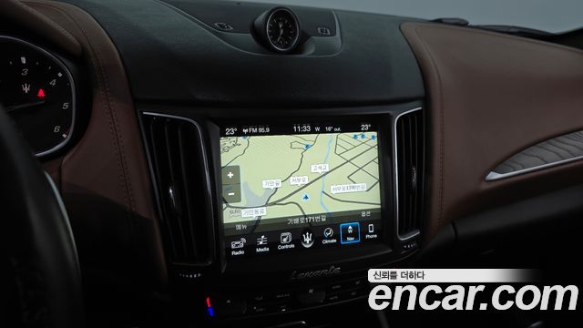 Maserati Levante 2017 — photo 14