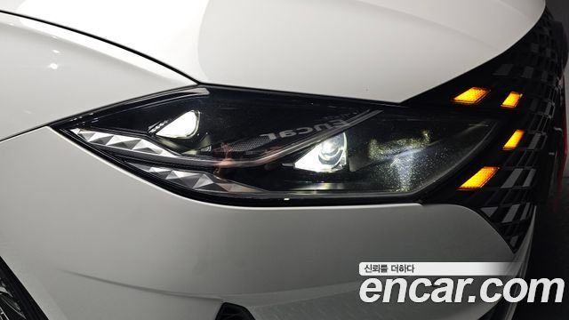 Hyundai Grandeur 2022 — photo 8