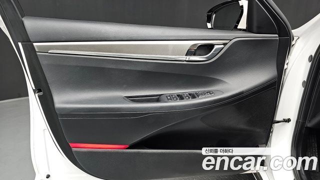 Hyundai Grandeur 2022 — photo 14