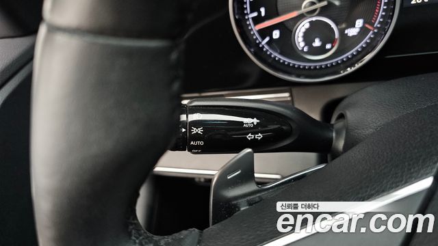 Hyundai Grandeur 2022 — photo 27