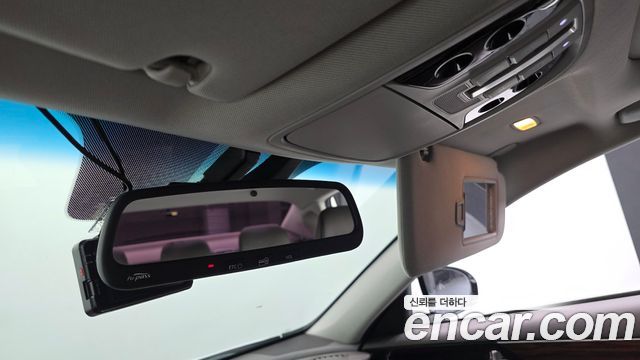 Kia K7 2016 — photo 15