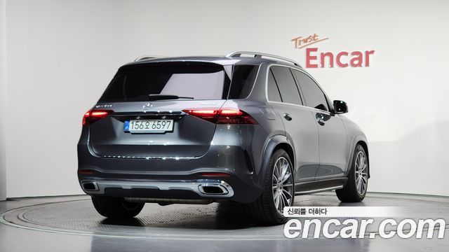 Mercedes-Benz GLE-Class 2025 — photo 2