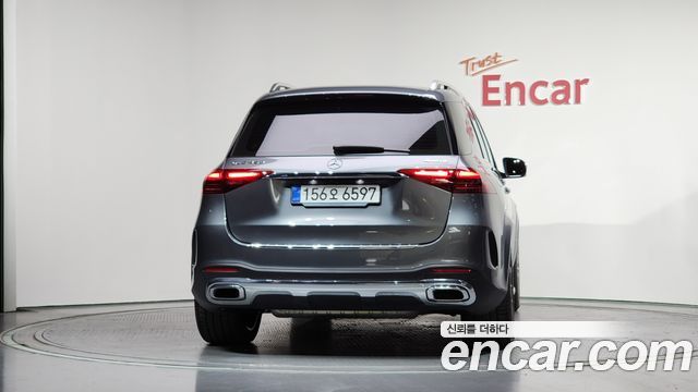 Mercedes-Benz GLE-Class 2025 — photo 4