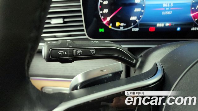 Mercedes-Benz GLE-Class 2025 — photo 29