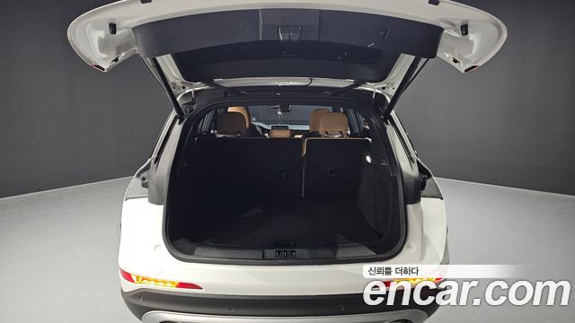 Lincoln Corsair 2022 — photo 26