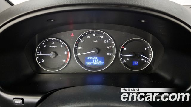 Hyundai Starex 2018 — photo 8