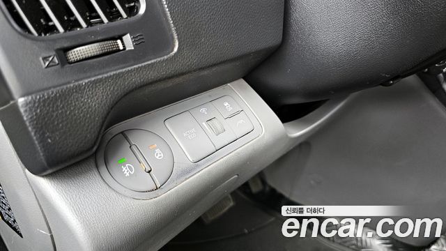 Hyundai Starex 2018 — photo 18