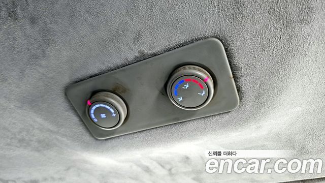 Hyundai Starex 2018 — photo 19