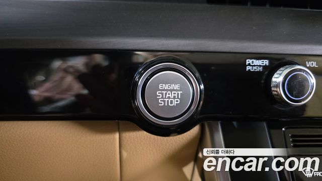 Kia Canival 2021 — photo 13