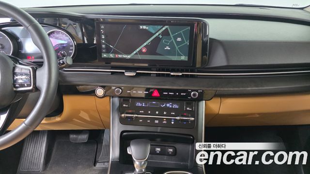 Kia Canival 2021 — photo 14